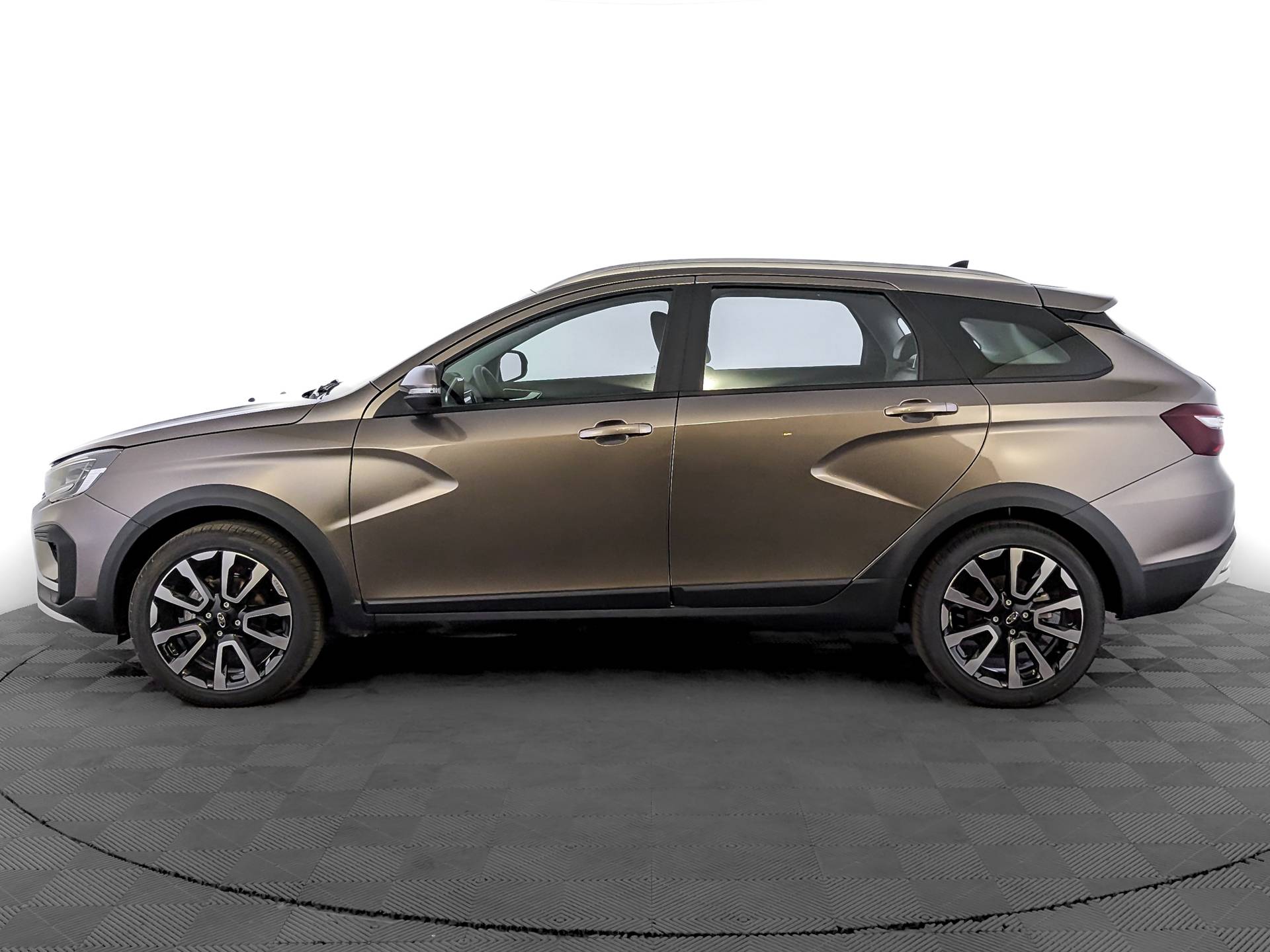 Lada Vesta SW Cross Life 24 1.6 106hp 5MT