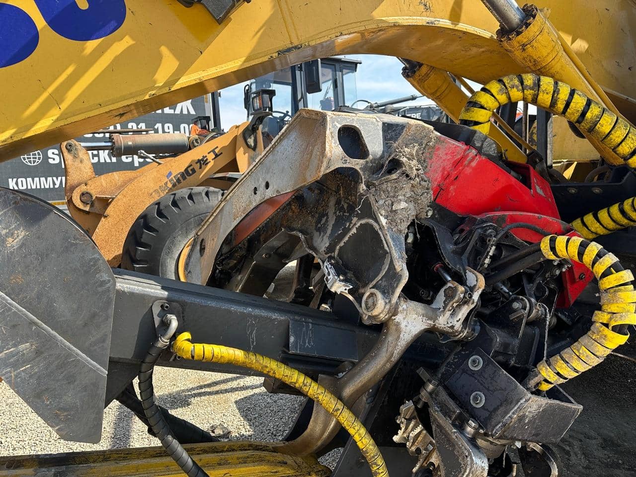 KOMATSU PC210LC-10M0 с харвестрной головкой Komatsu C144, 2022 года в лизинг