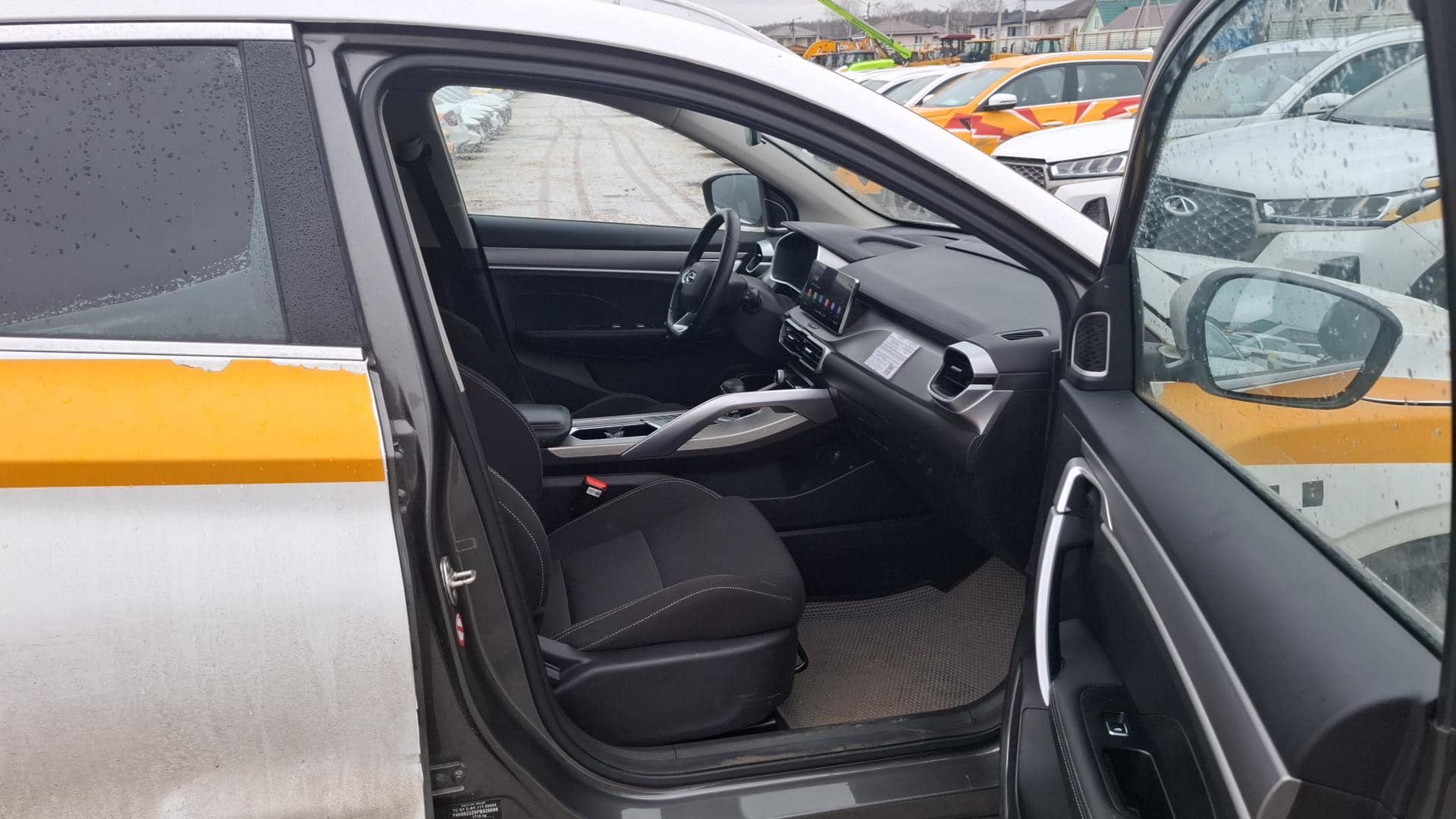 Geely Coolray,  233 355 км, 2023 года в лизинг