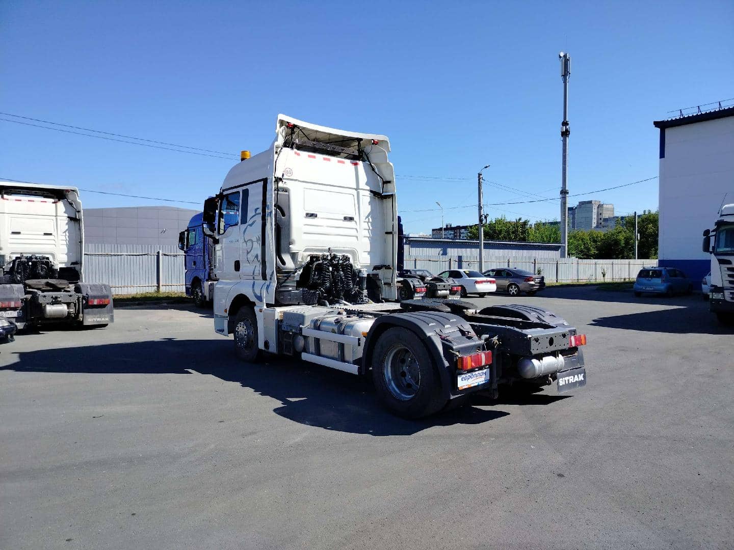 Sitrak ZZ4186V391HE,  385 743 км, 2023 года в лизинг