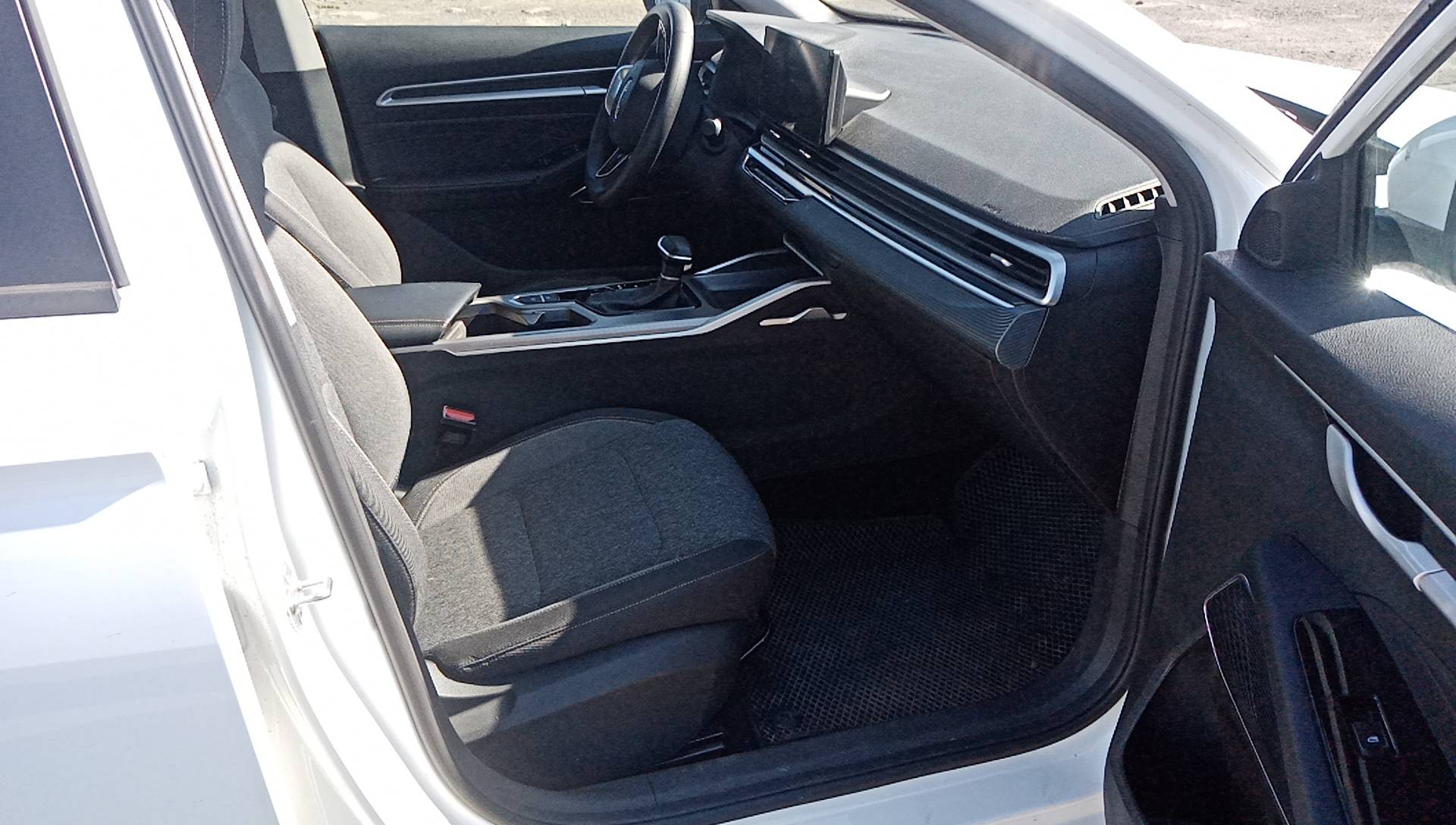 Geely Emgrand,  54 983 км, 2024 года в лизинг