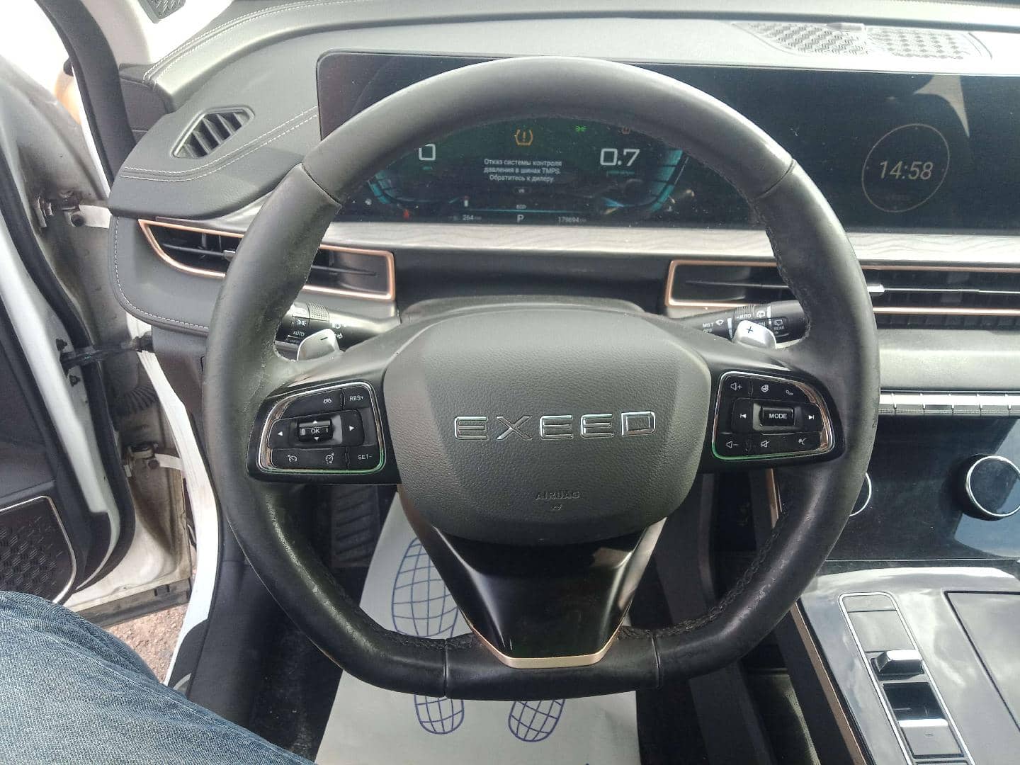 EXEED LX,  179 694 км, 2023 года в лизинг