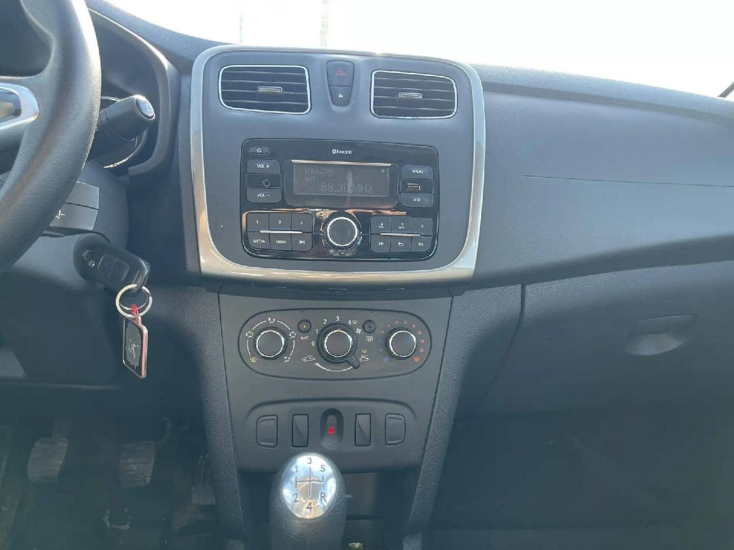 Renault Logan II,  165 422 км, 2020 года в лизинг