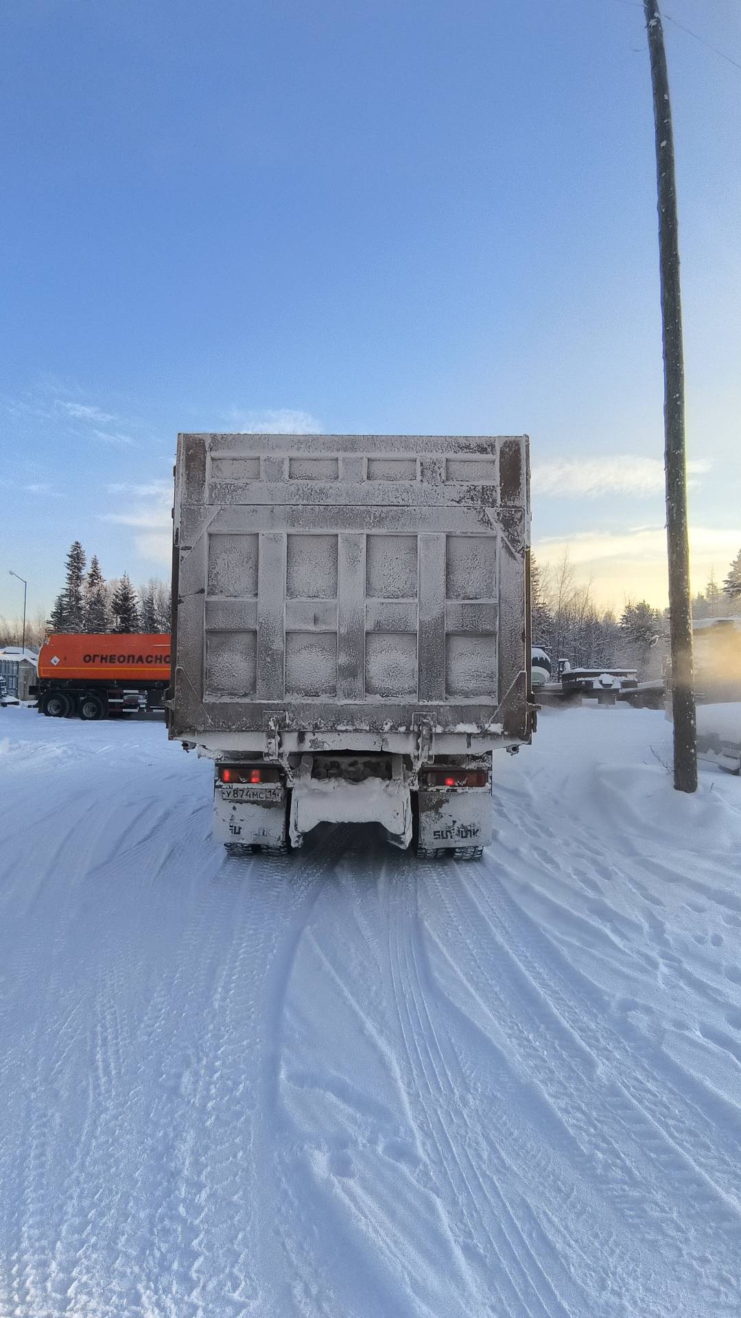 HOWO ZZ3317V386GE1 8х4,  220 746 км, 2022 года в лизинг