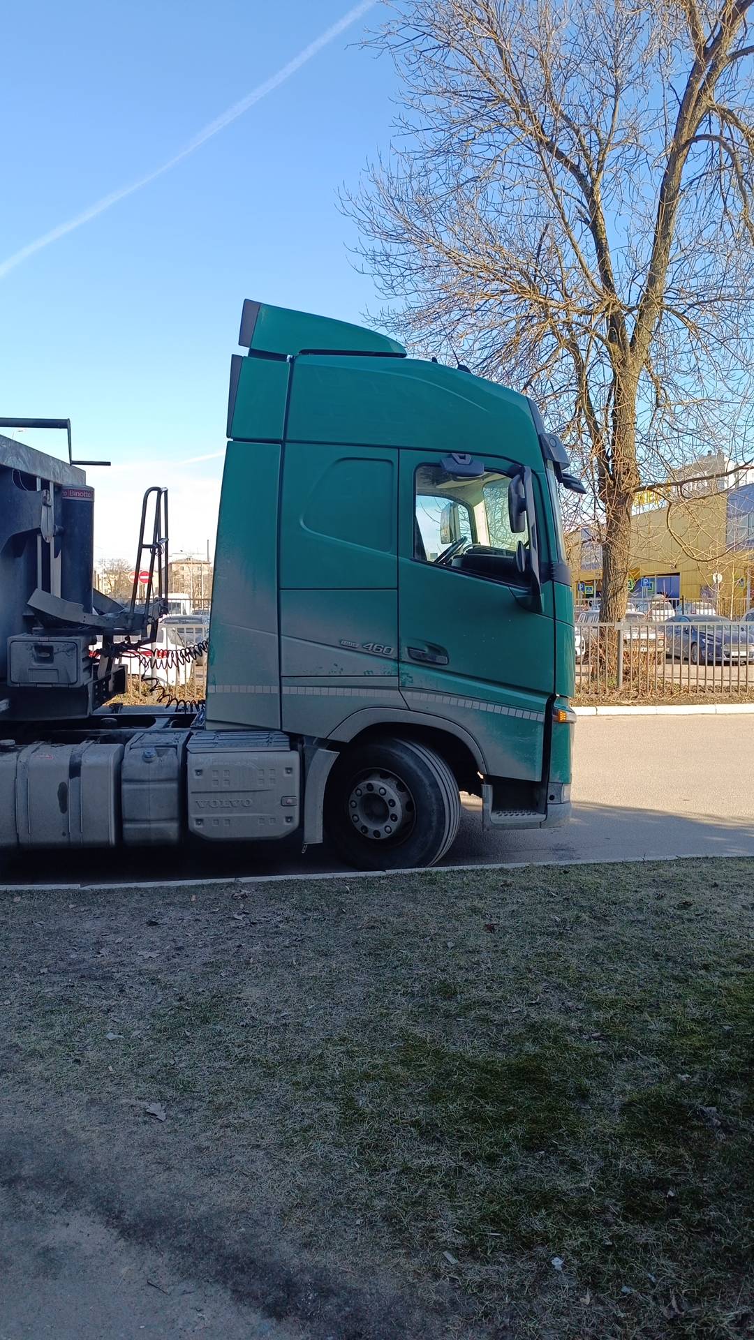 Volvo FH 460 4x2 (FH Globetrotter),  645 504 км, 2020 года в лизинг