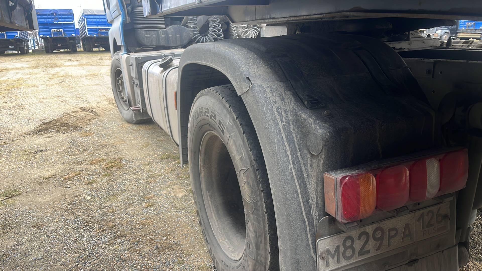 Sitrak C7H 4x2 ZZ4186V361HE,  445 011 км, 2022 года в лизинг