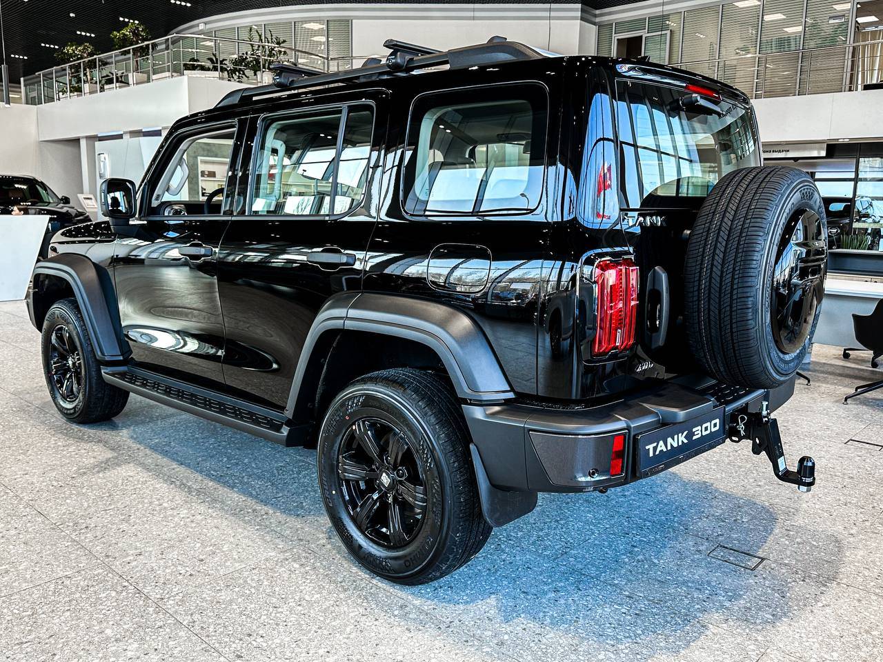 Tank 300 City Adventure 2.0 8AT 4WD