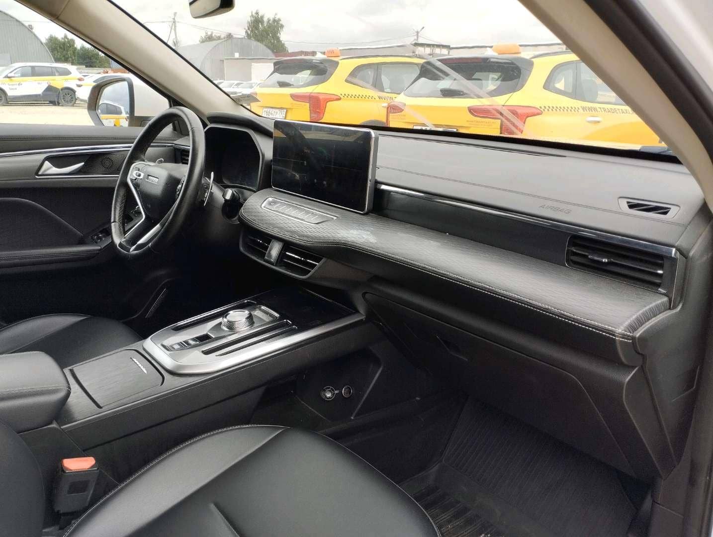Haval Jolion,  157 689 км, 2023 года в лизинг