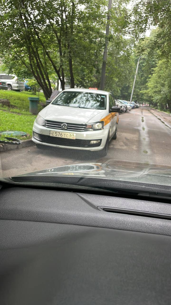 Volkswagen Polo,  213 103 км, 2018 года в лизинг