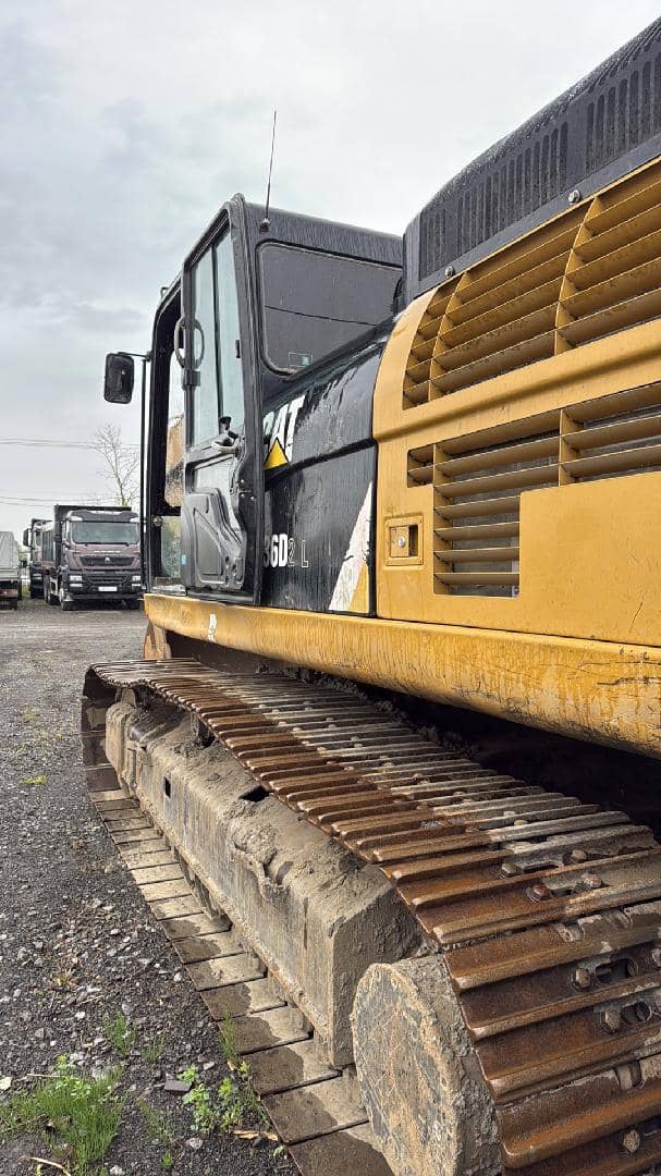CATERPILLAR 336D2L,  1 км, 2019 года в лизинг