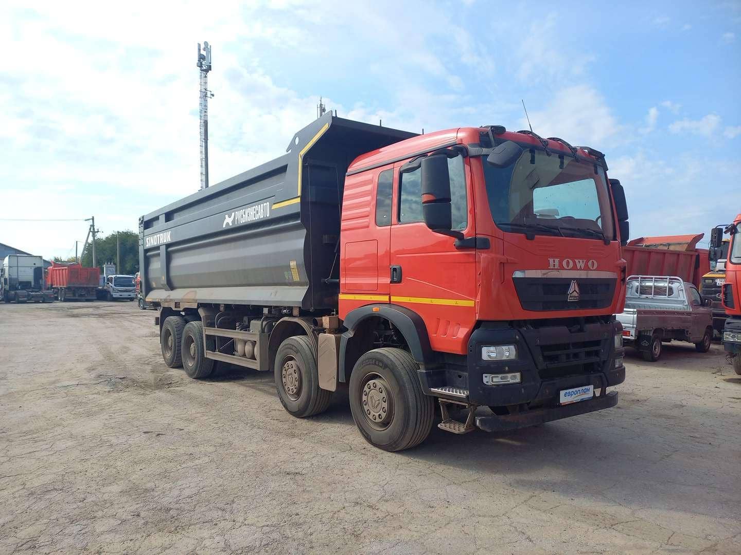 HOWO ZZ3317V386GE1 8х4