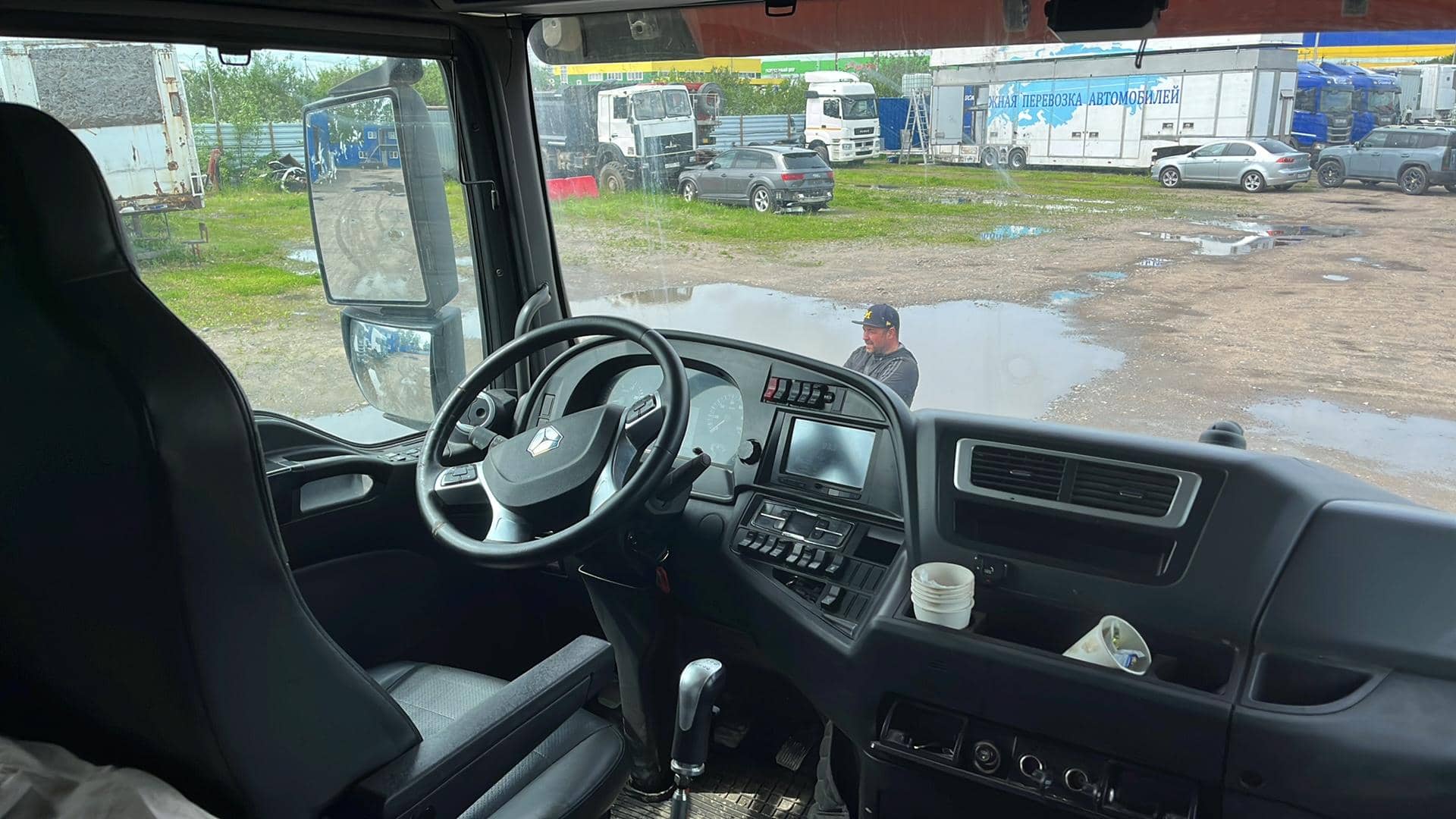 Sitrak C7H 4x2 ZZ4186V361HE,  280 053 км, 2023 года в лизинг