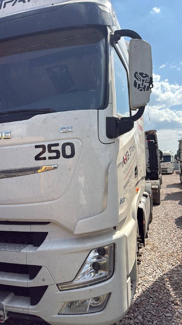DongFeng GX D111A 4x2,  290 855 км, 2023 года