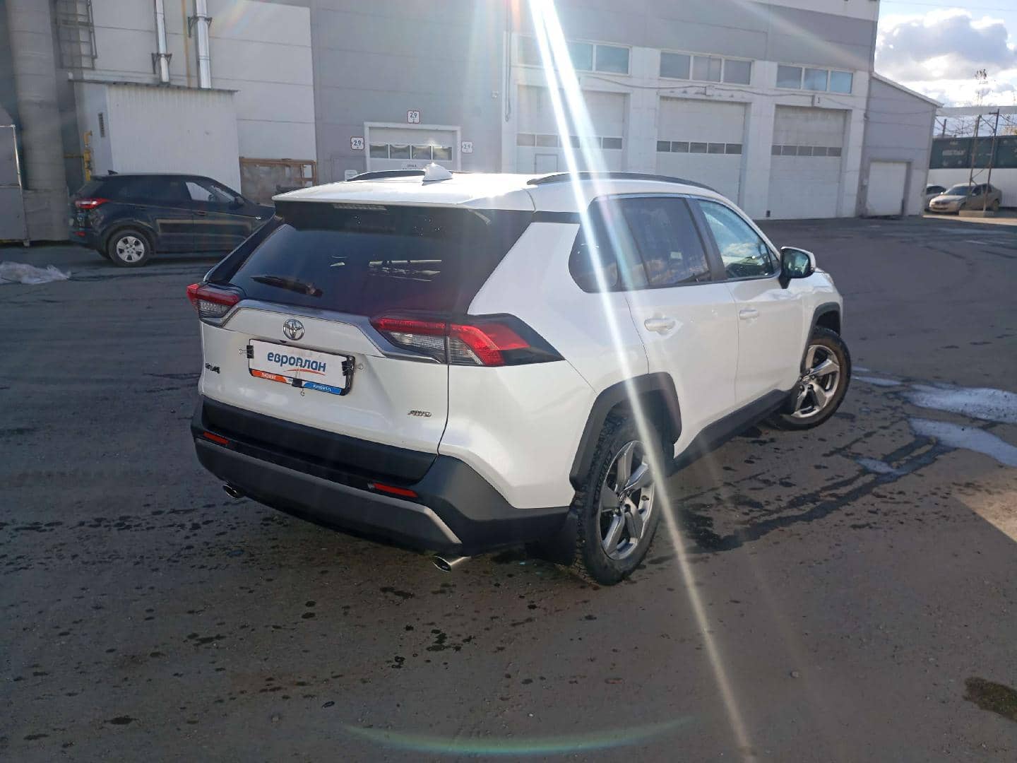 Toyota RAV4,  180 897 км, 2019 года в лизинг