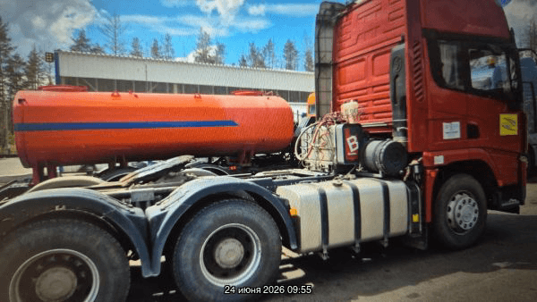 Shacman SX42584V324,  156 440 км, 2022 года в лизинг