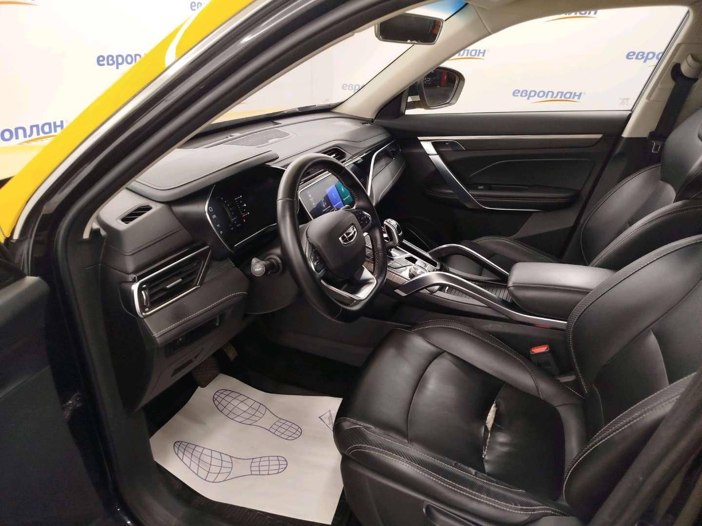 Geely Atlas Pro,  210 347 км, 2023 года в лизинг