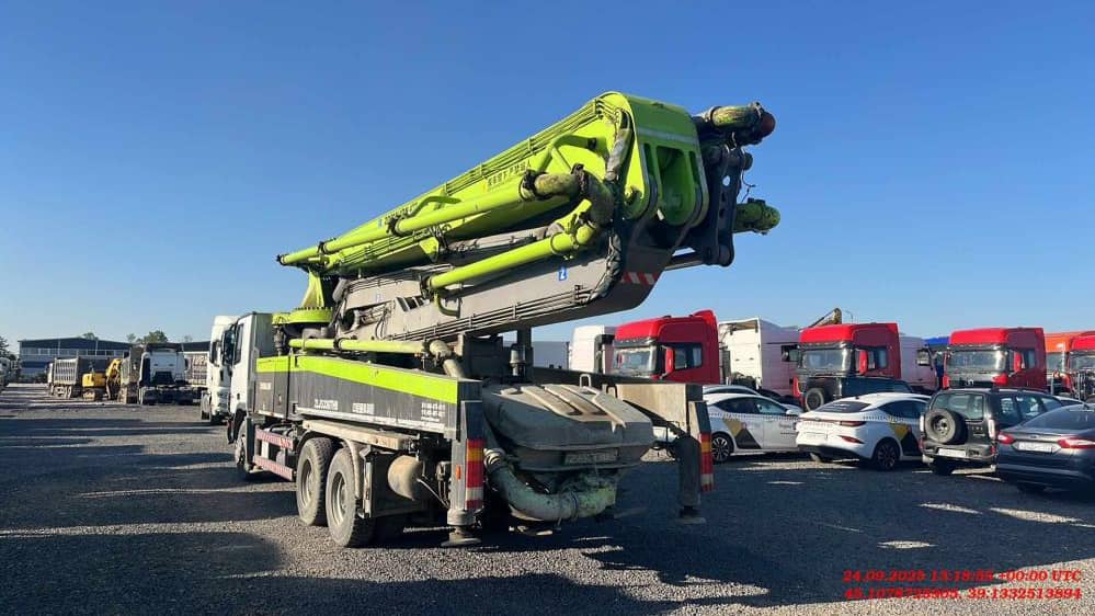 Mercedes-Benz Actros 3341 6x4 (для бетононасосов),  36 982 км, 2015 года в лизинг