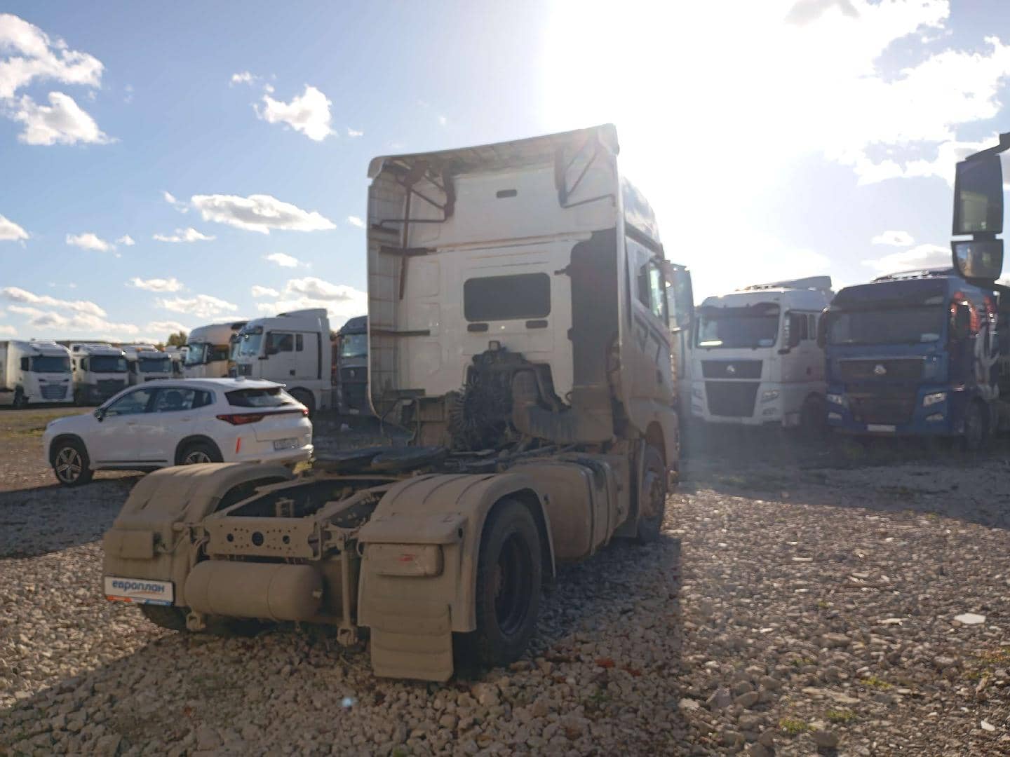 FAW CA4180P77K25E5 4x2,  592 974 км, 2023 года в лизинг