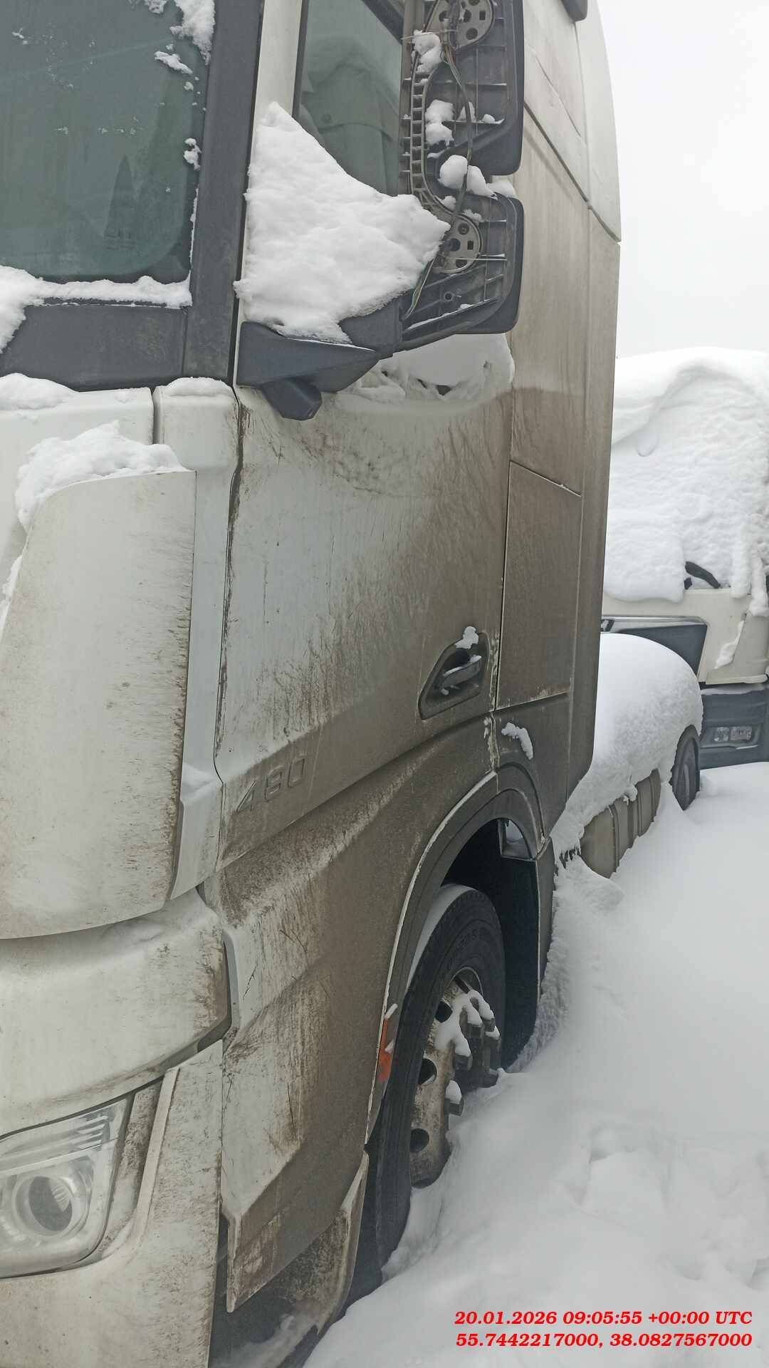 Shacman SX4188YY381,  240 343 км, 2023 года в лизинг