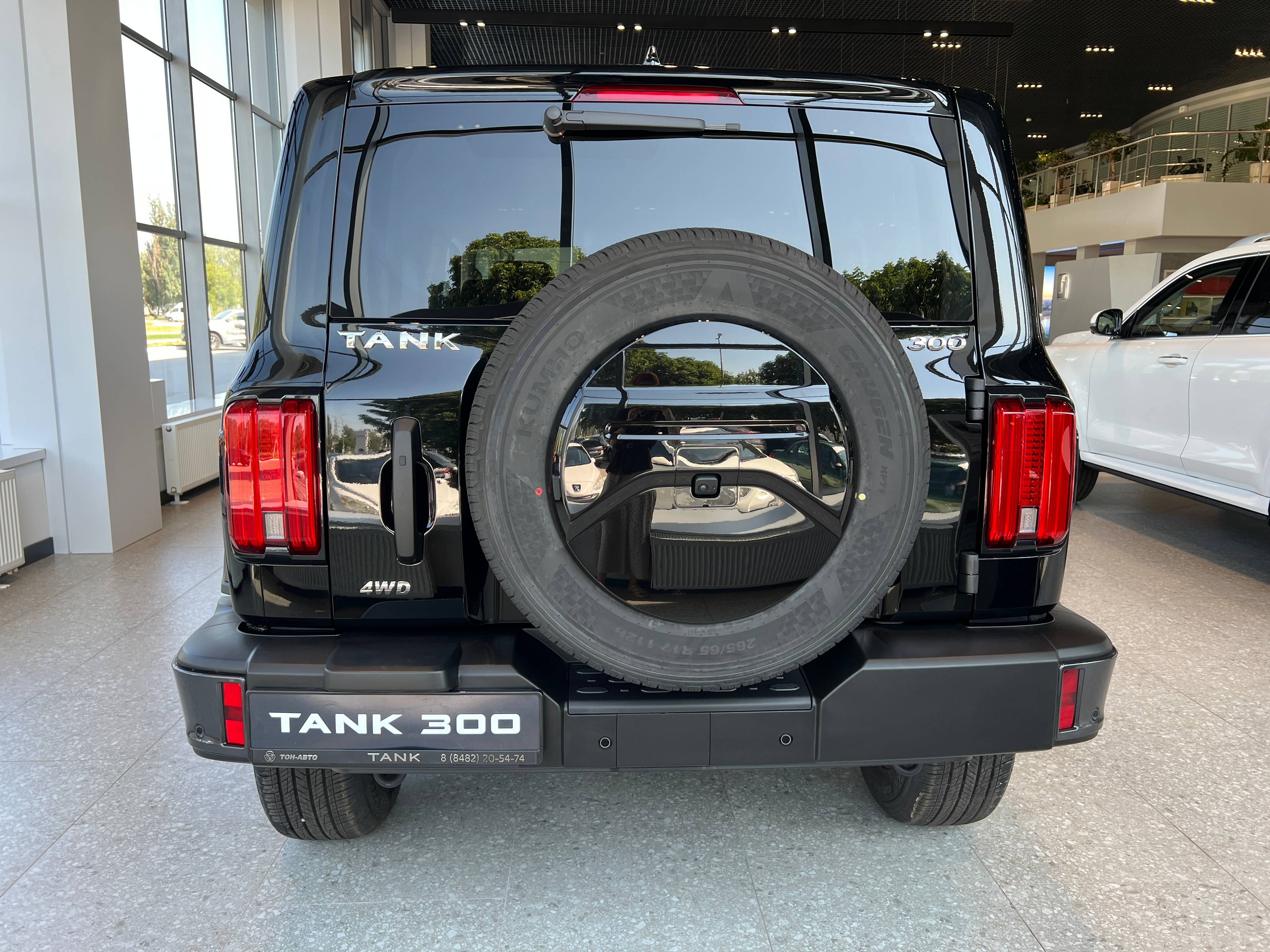 Tank 300 City Premium 2.0 8AT 4WD
