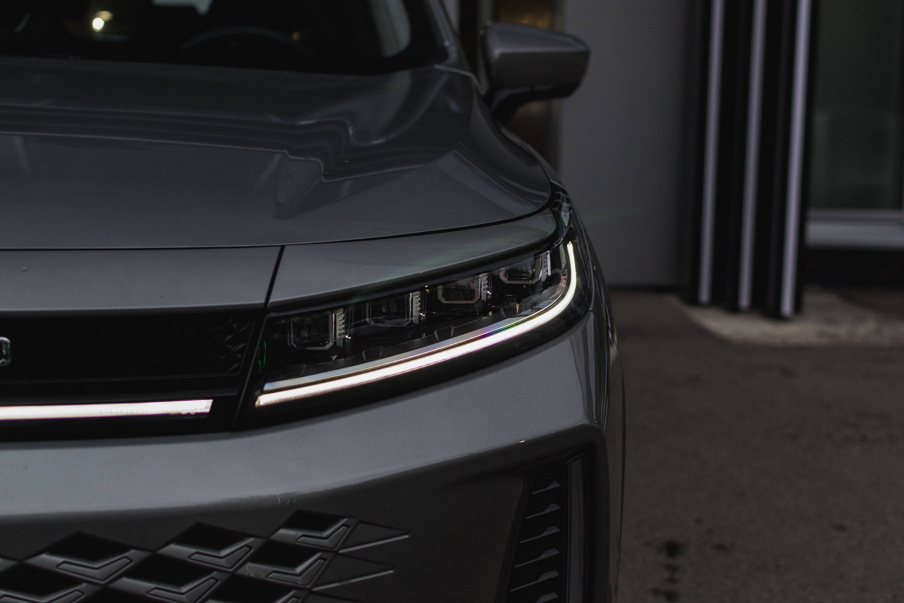 EXEED LX Premium 1.6T 7DCT 4WD