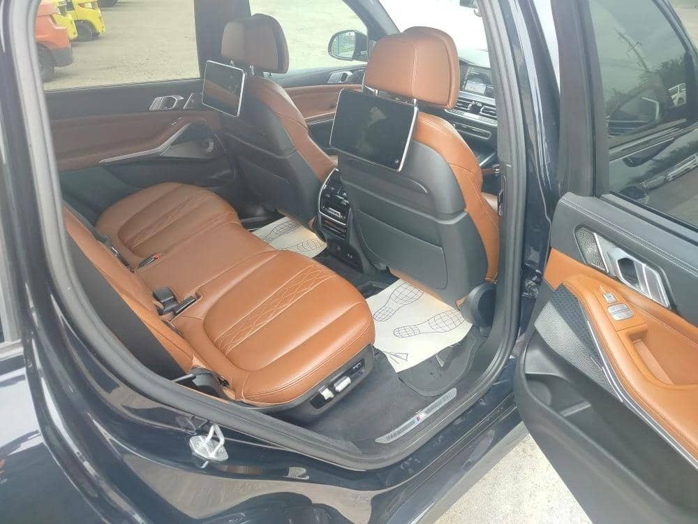 BMW X7,  113 866 км, 2021 года в лизинг