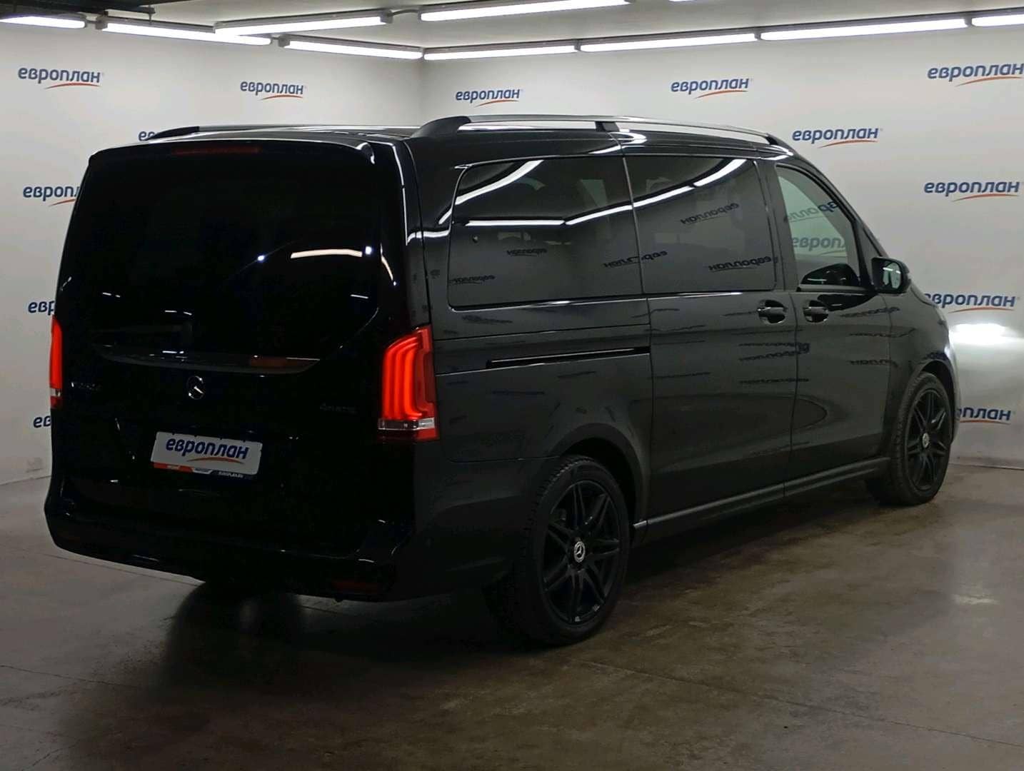Mercedes-Benz V,  249 307 км, 2021 года в лизинг
