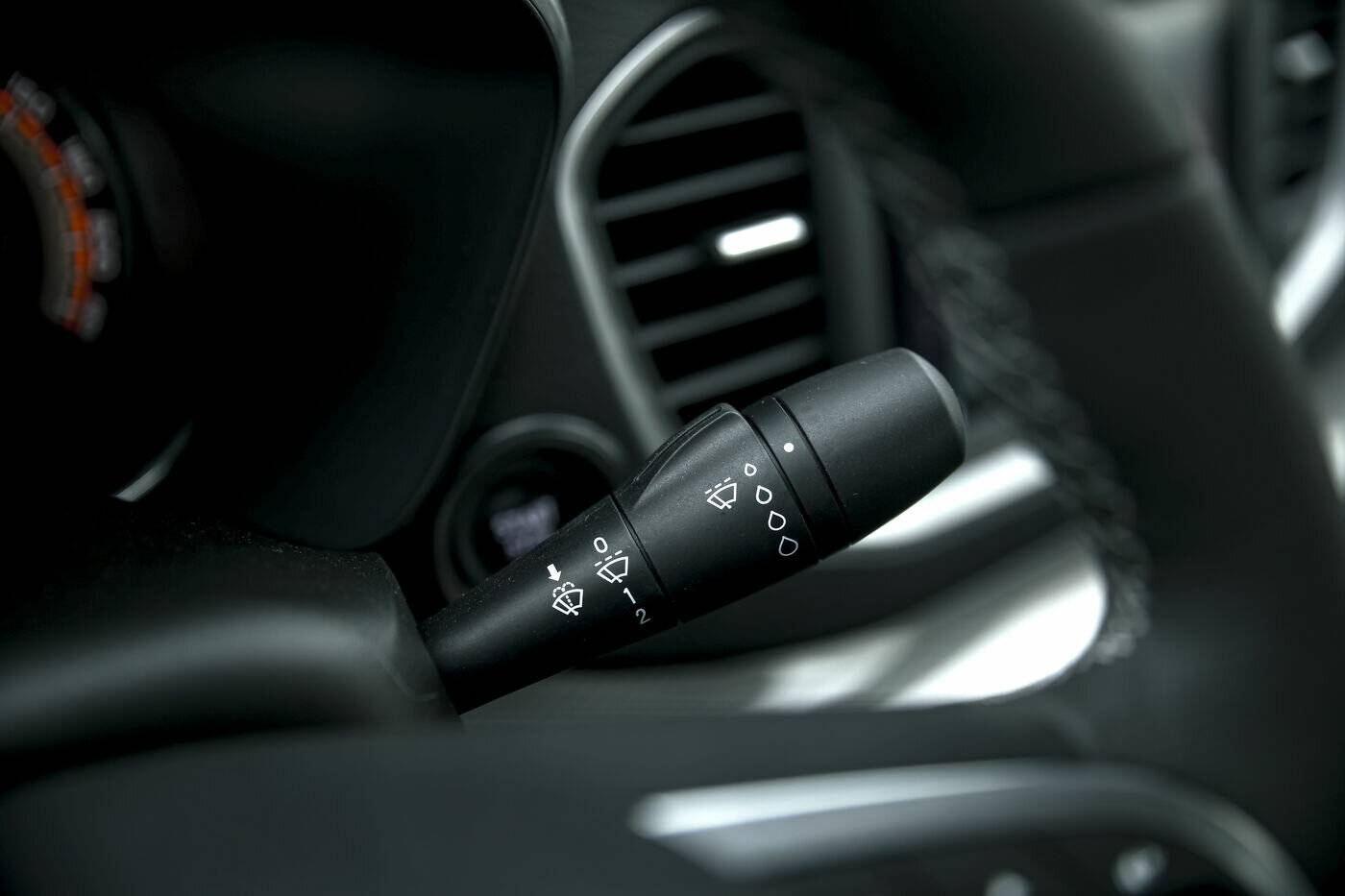 Lada Vesta седан Enjoy 24 1.8 122hp AT