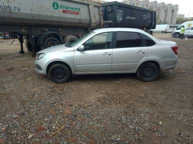 Lada Granta лифтбек