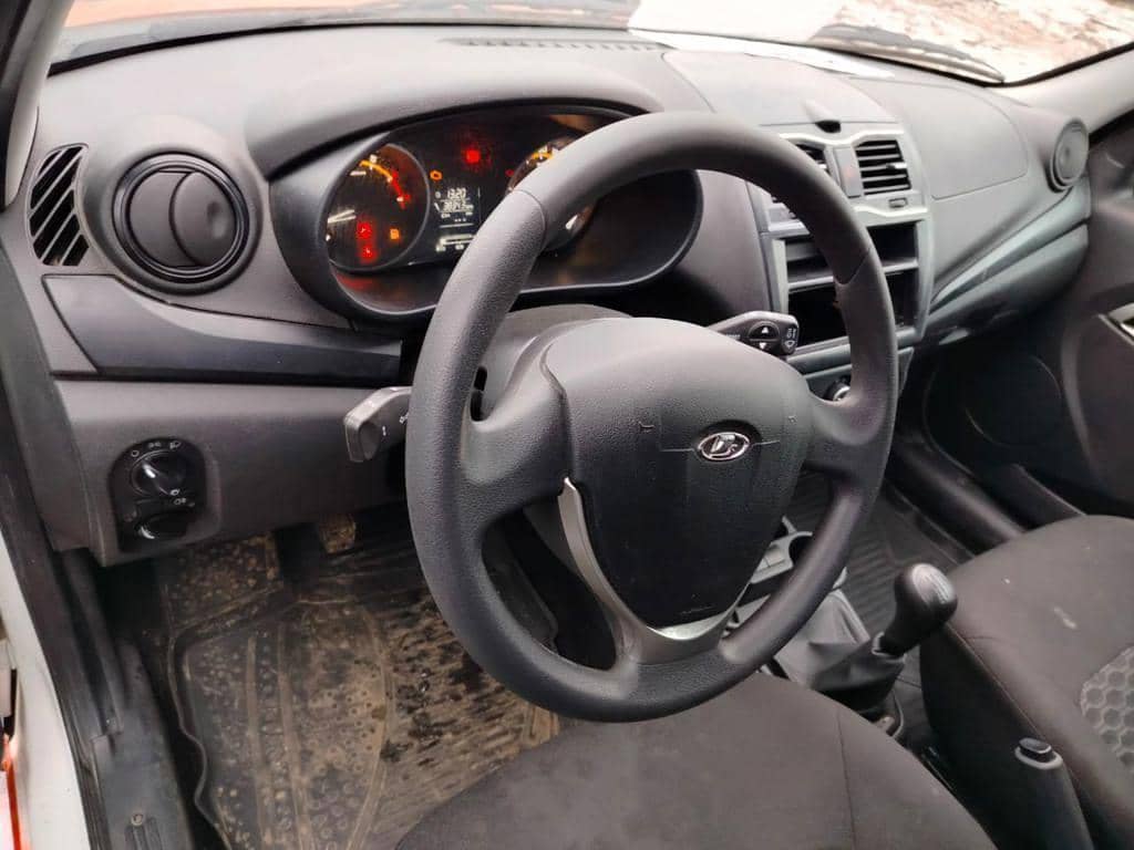 Lada Granta седан,  38 343 км, 2023 года в лизинг