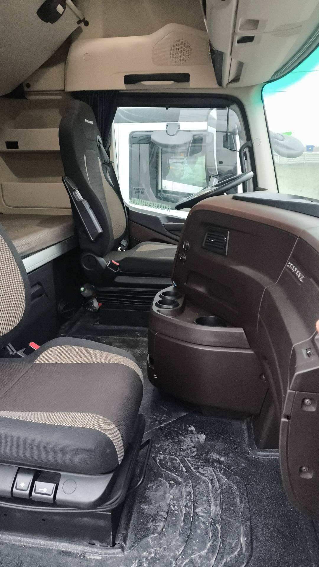 КАМАЗ 54901-94 (M1945),  157 000 км, 2023 года в лизинг