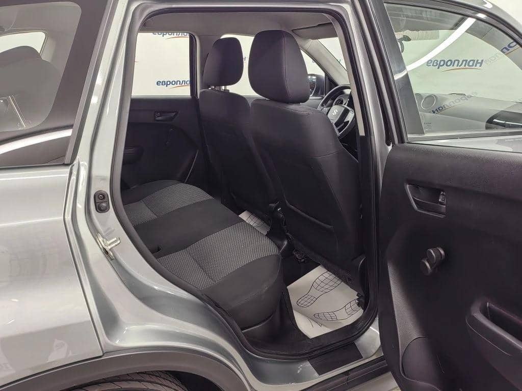 Suzuki Vitara,  337 580 км, 2021 года в лизинг
