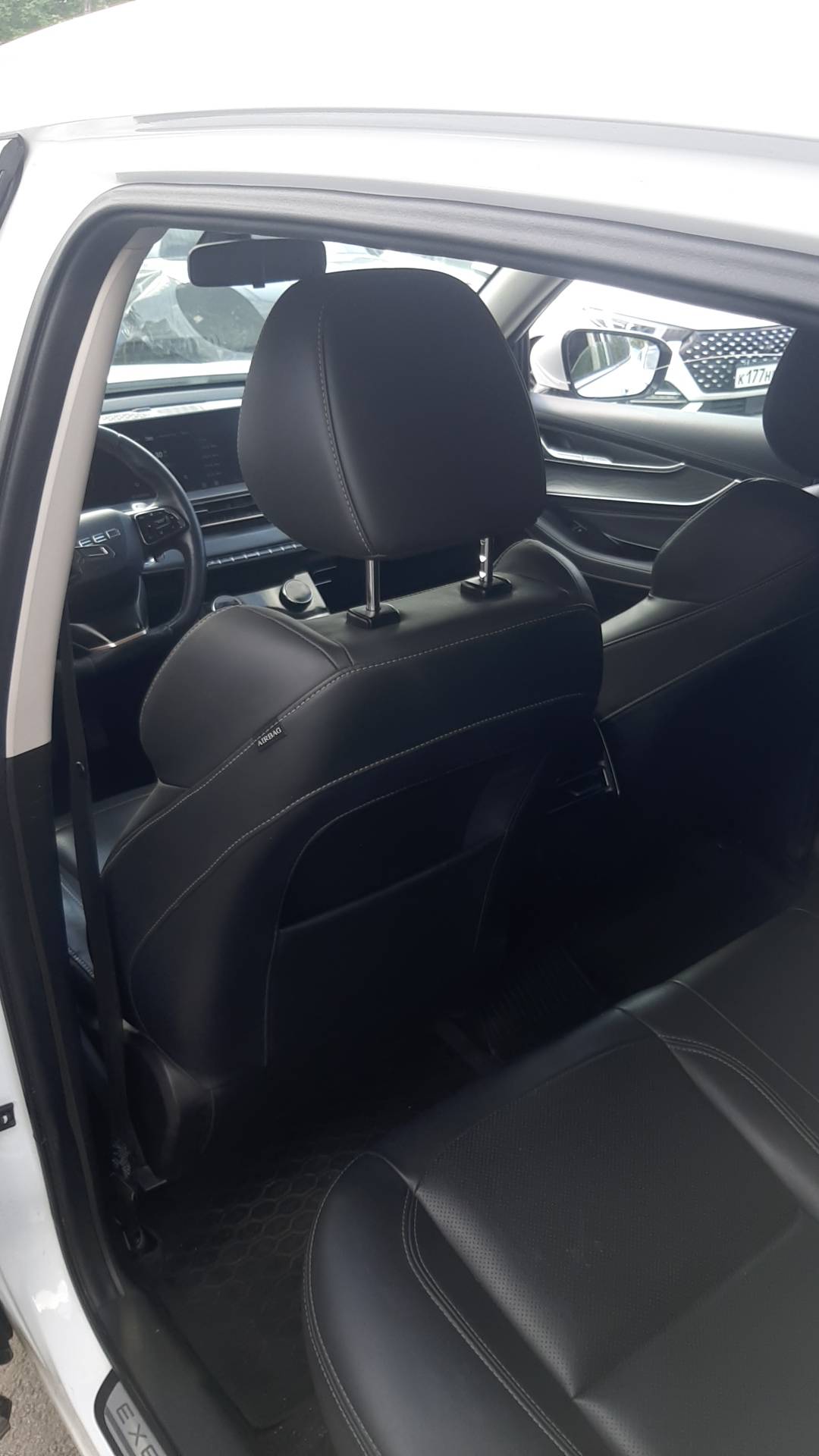 EXEED LX,  117 683 км, 2023 года