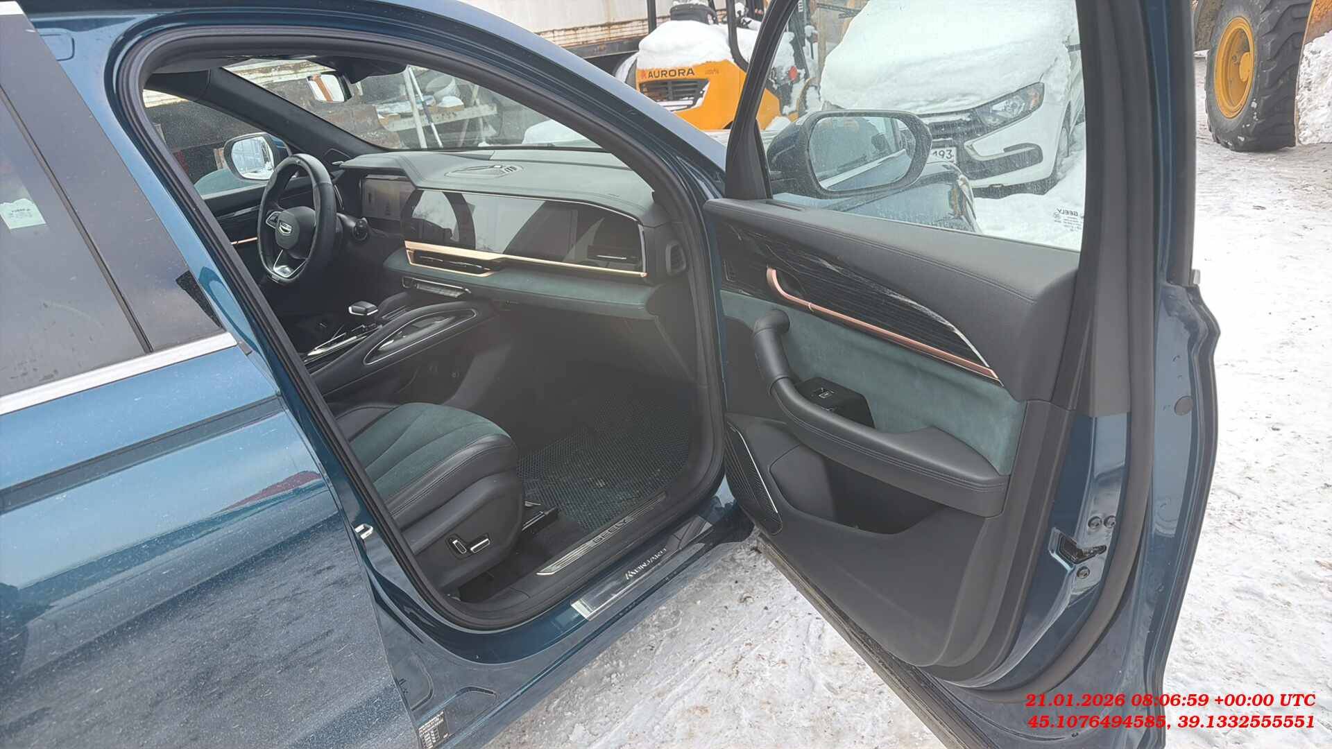 Geely Monjaro,  7 167 км, 2024 года в лизинг