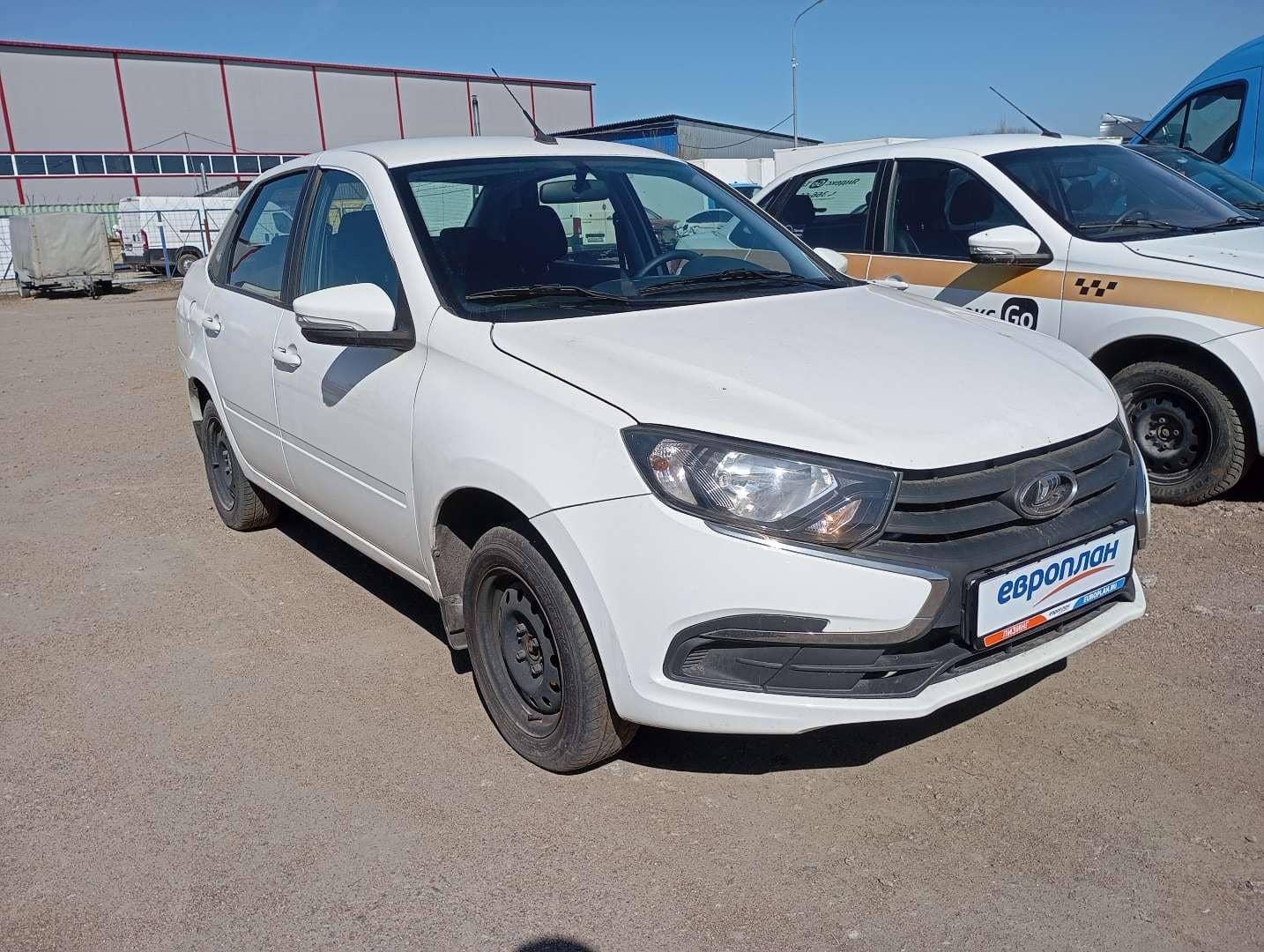 Lada Granta седан,  31 883 км, 2023 года в лизинг