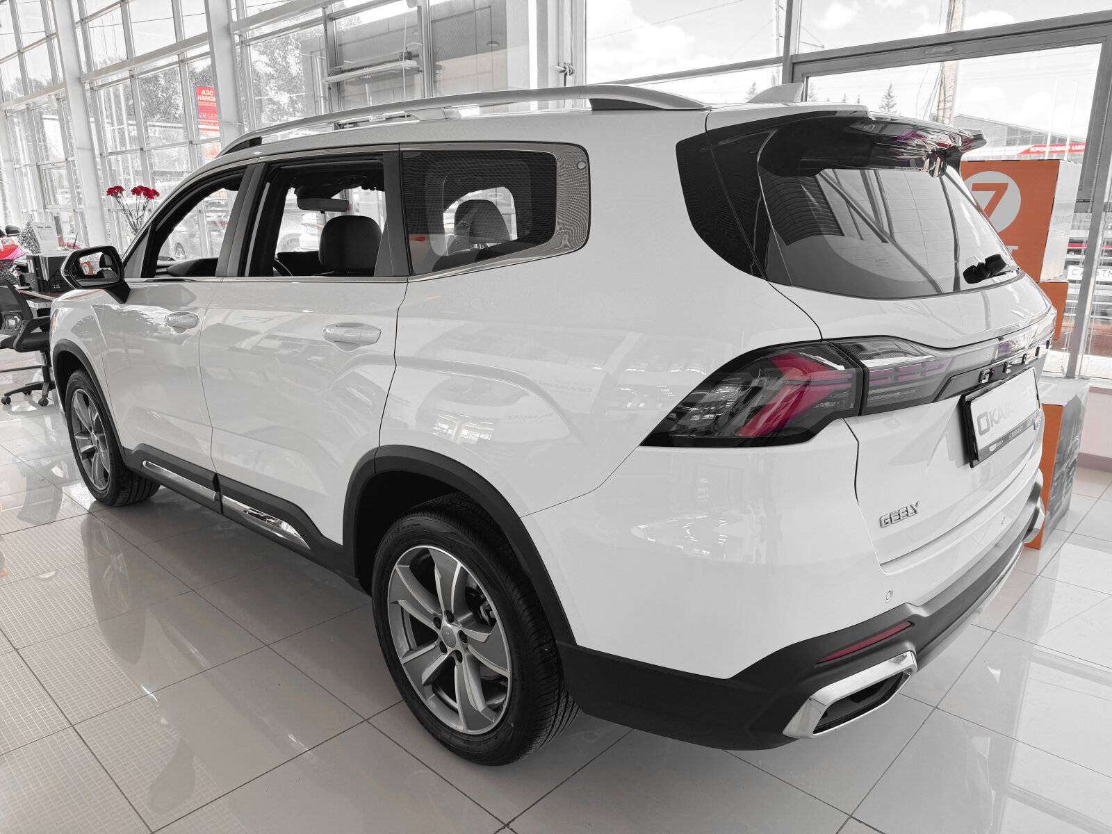 Geely Okavango Flagship 2.0T 7DCT 2WD