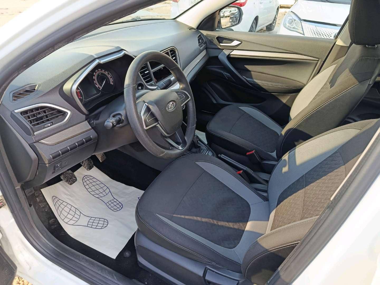 Lada Vesta седан,  120 785 км, 2023 года в лизинг