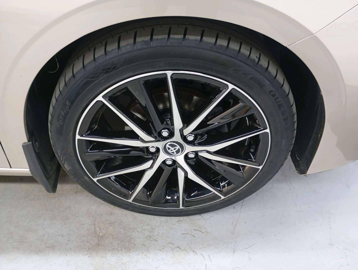 Geely Emgrand,  124 336 км, 2023 года в лизинг