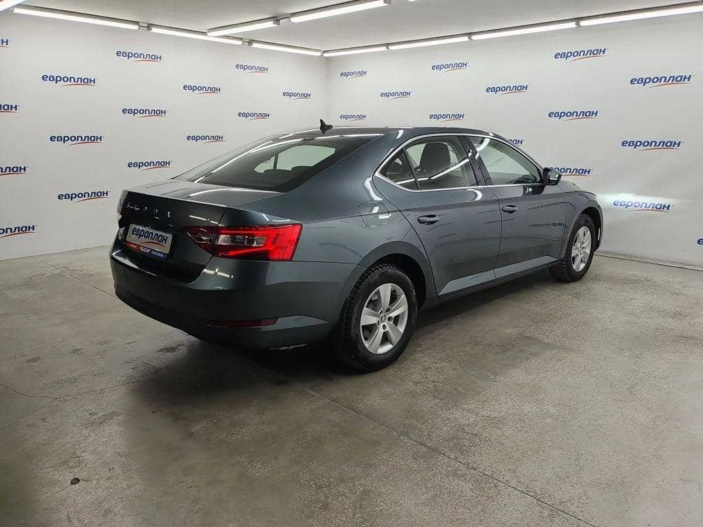 Skoda Superb,  76 182 км, 2020 года в лизинг