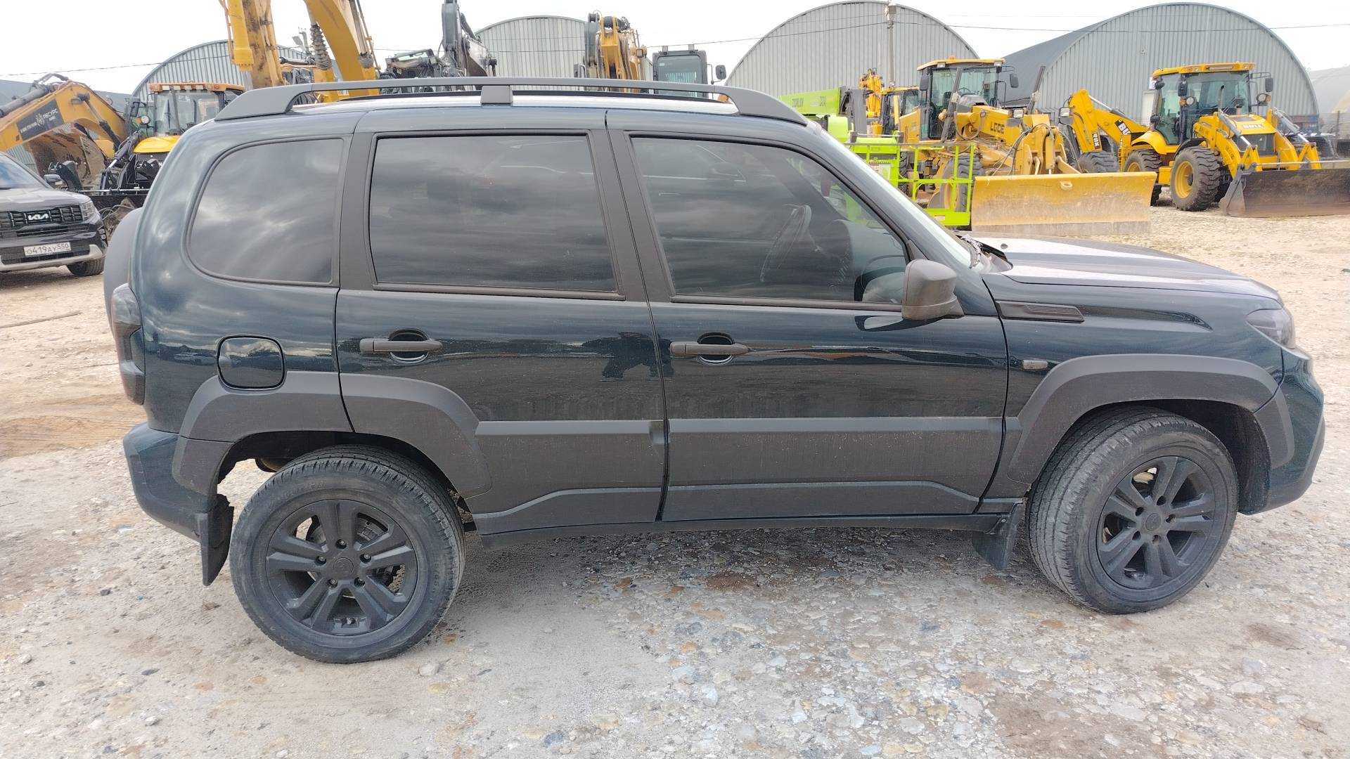 Lada Niva Travel,  79 765 км, 2023 года