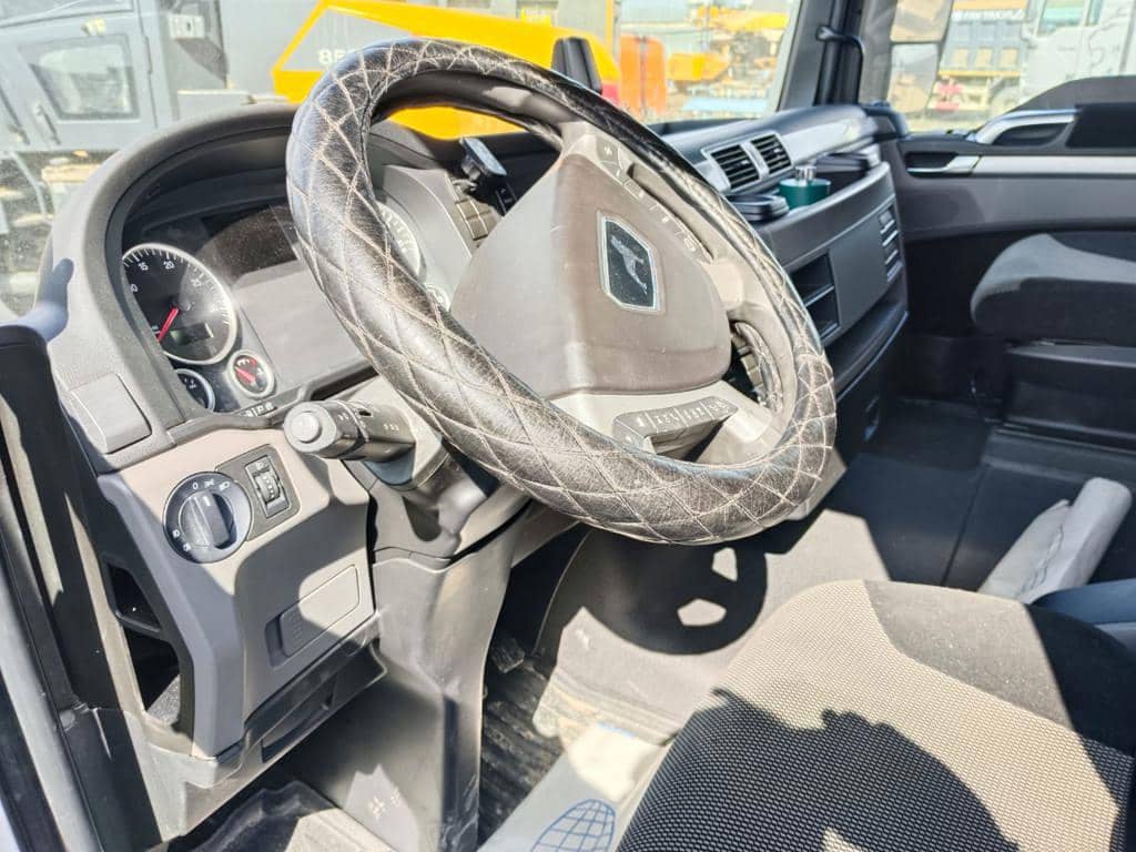 MAN TGX 18.500 4X2 LLS,  768 658 км, 2019 года в лизинг