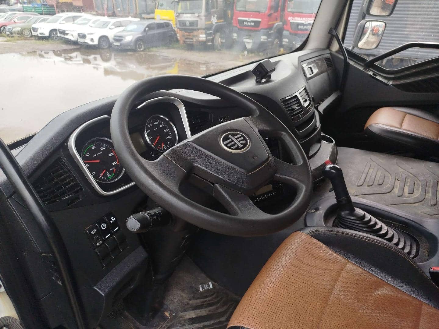 FAW CA3250P66K24L1TE5 6x6,  93 707 км, 2023 года в лизинг