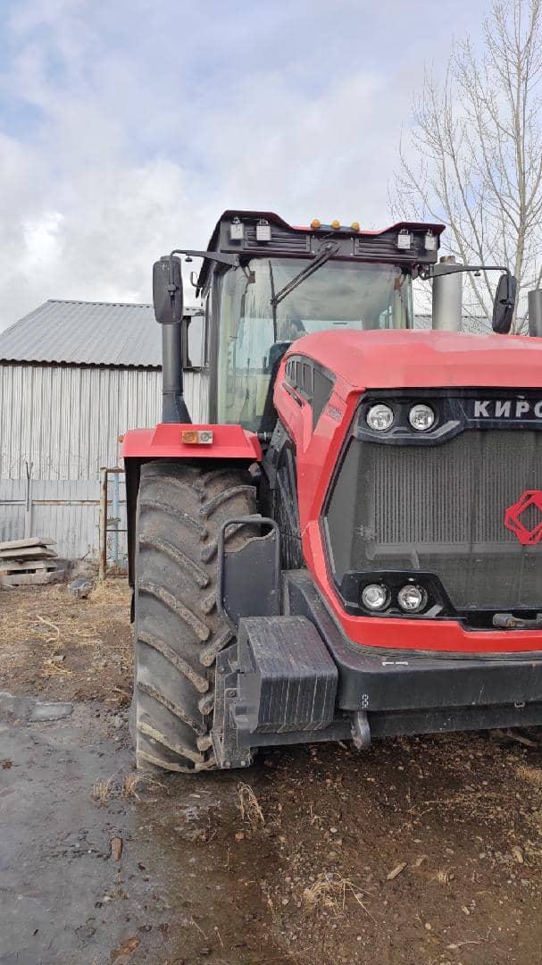 КИРОВЕЦ К-742