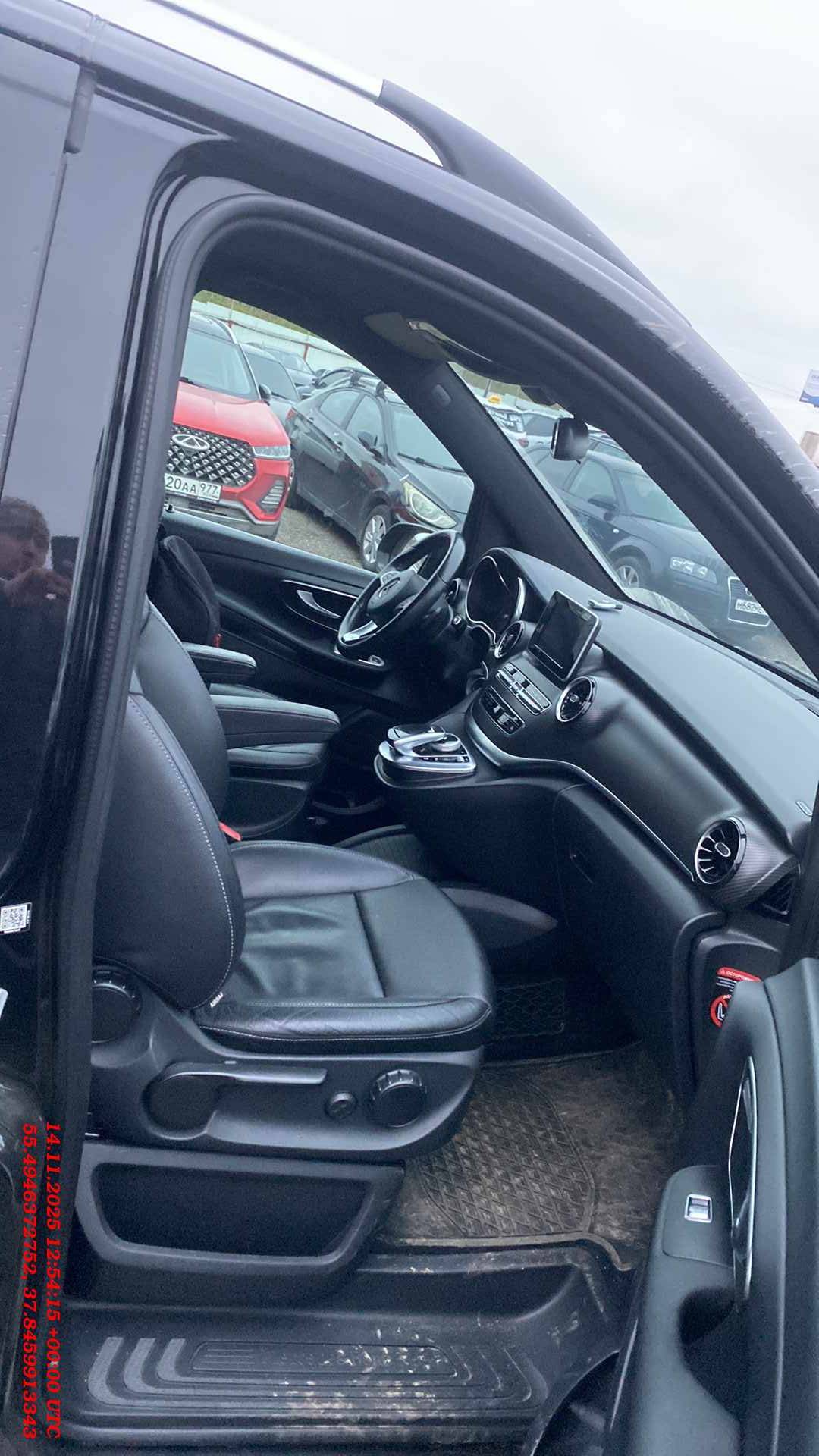 Mercedes-Benz V,  154 188 км, 2020 года в лизинг