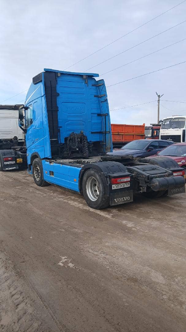 Volvo FH 460 4x2 (FH Globetrotter),  747 794 км, 2021 года в лизинг