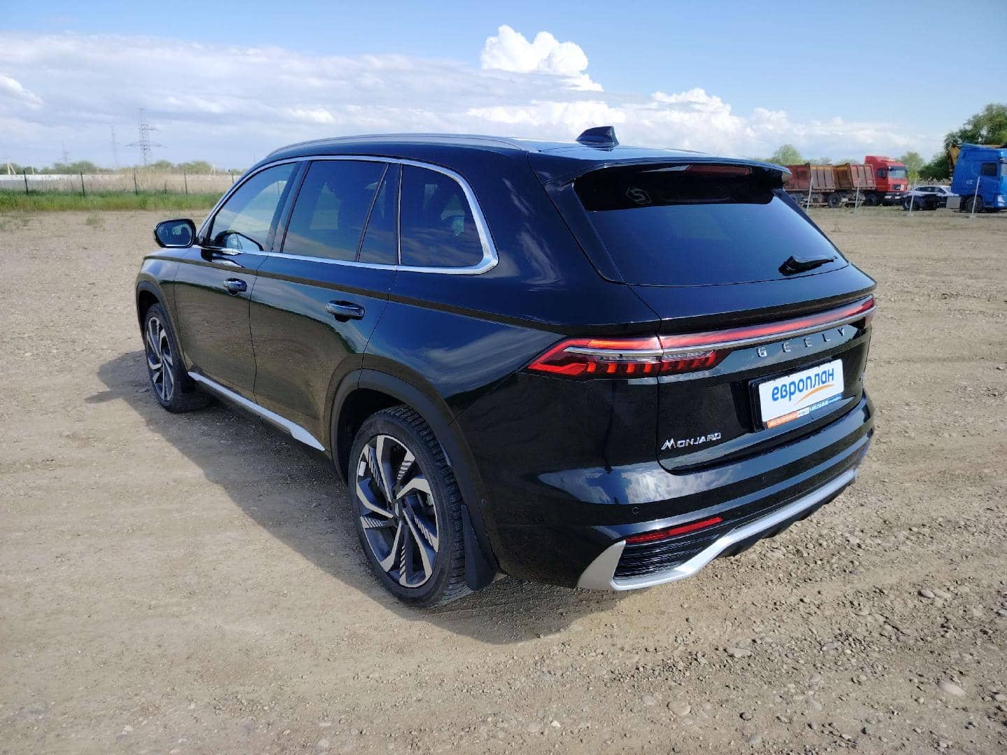 Geely Monjaro,  31 911 км, 2024 года в лизинг