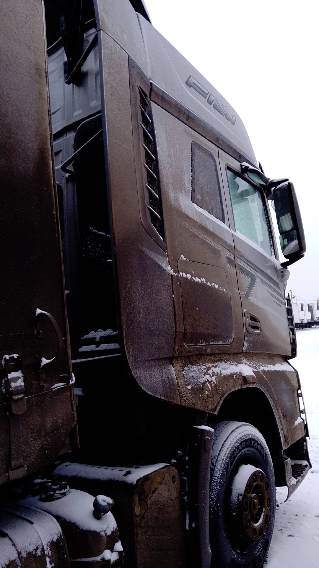 FAW CA4180P77K25E5 4x2,  250 859 км, 2023 года