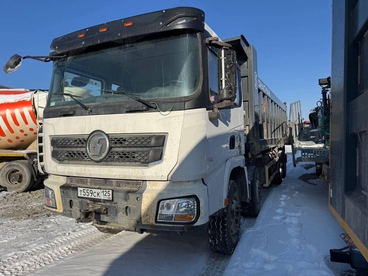 Shacman SX33186V366,  125 090 км, 2022 года