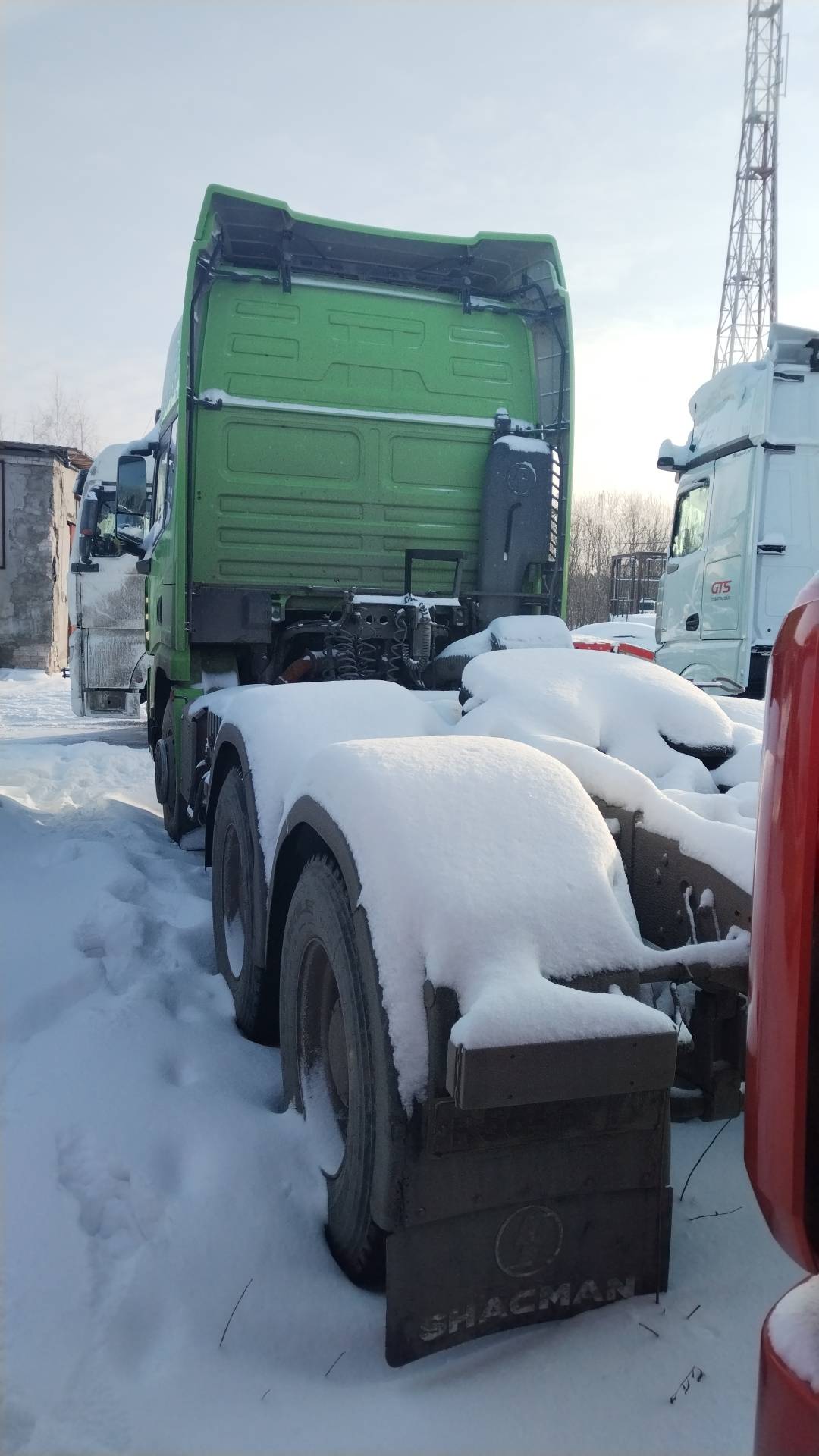 Shacman SX42584V324,  304 851 км, 2022 года в лизинг