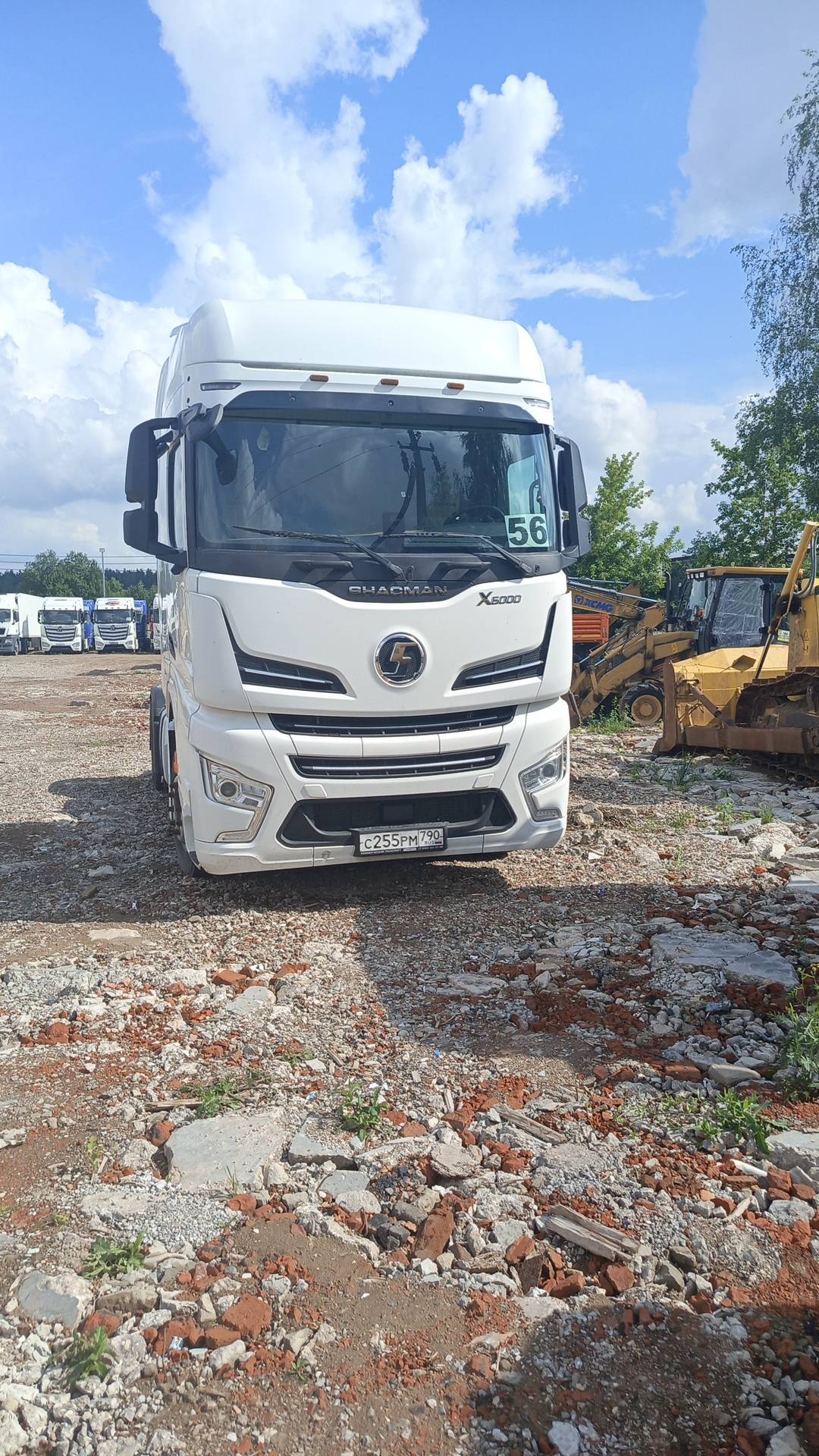 Shacman SX4188YY381,  308 060 км, 2023 года в лизинг